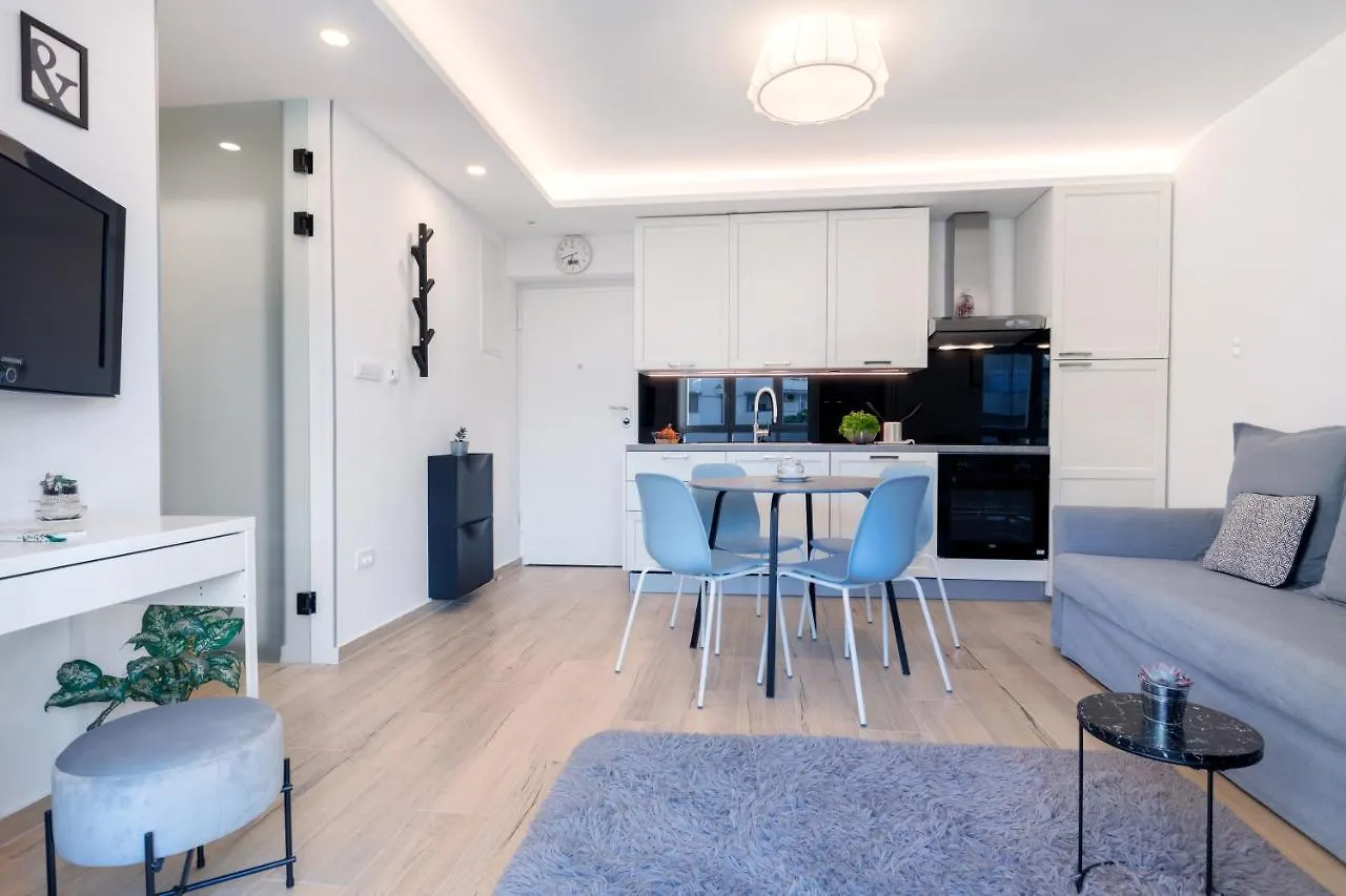 Brand New Elite Apartment Split